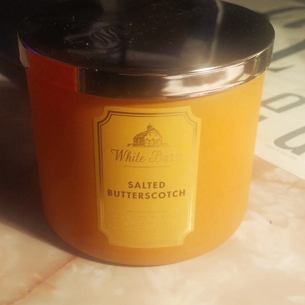 Bath & Body Works Candle